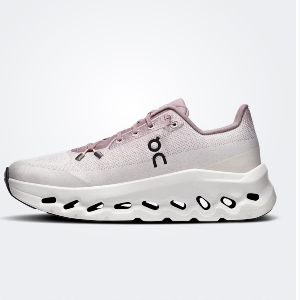 NIB women's On Cloudtilt sneakers in the Ivory/Orchid colorway size 9.5 - Picture 3 of 8